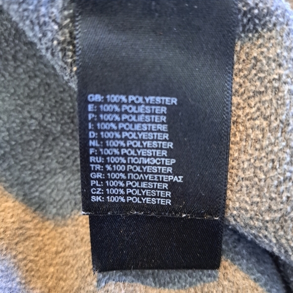 North Face men's Large 1/4 zip pullover shirt with logo embroidered on chest - Picture 2 of 6